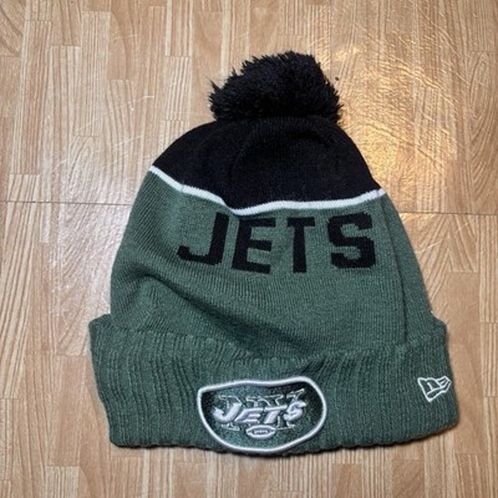 New York Jets New Era NFL Green Black Pom Knit Cuffed Beanie Winter Hat